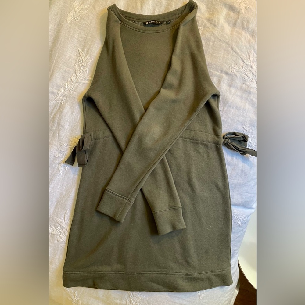 Green Athleta cotton dress with side waist ties
